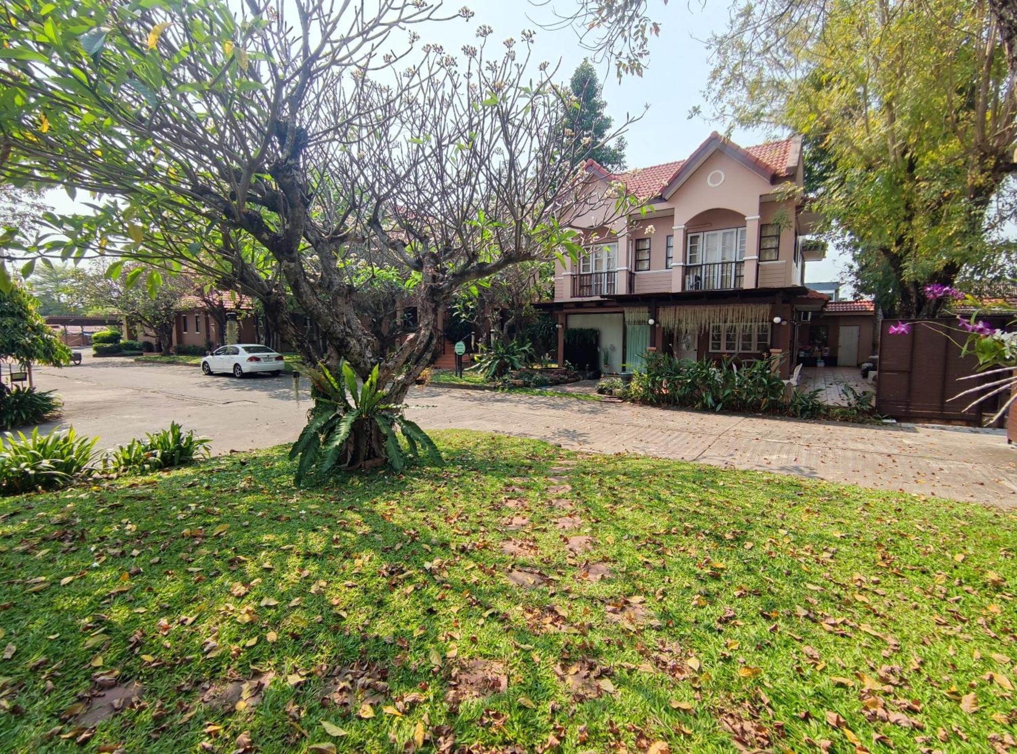 Areena Resort And Hotel Uttaradit Exterior foto
